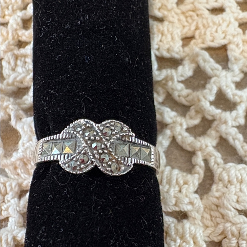 Vintage sterling silver ring